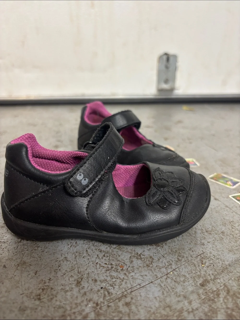 Girls Black Mary Jane Dress Shoes with Pink Lining